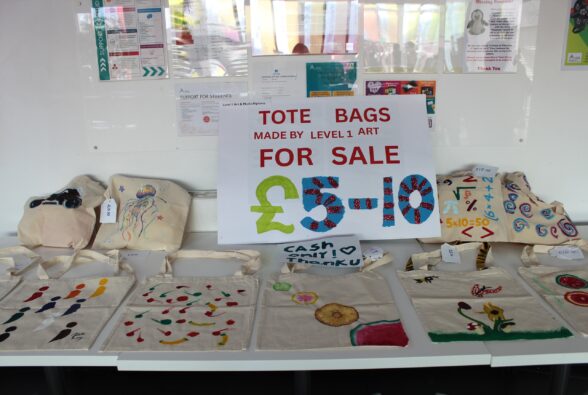 The Art and Design Level 1 students printed a range of designs on tote bags which were on sale for £5-10 to raise money for art resources at the college. 